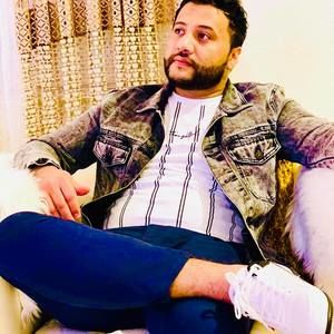 Meet your Posher, Arian